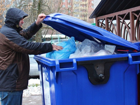 Вывоз мусора на вторичную переработку в Воронежской области не оплачивается