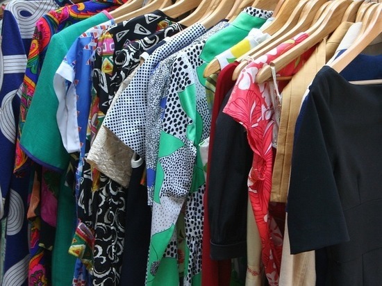 В кузбасском бутике торговали поддельной брендовой одеждой на полтора миллиона рублей