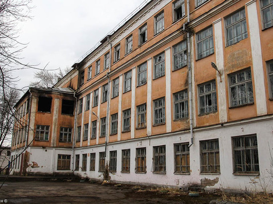 В Твери снесут здание школы №5 и построят новое