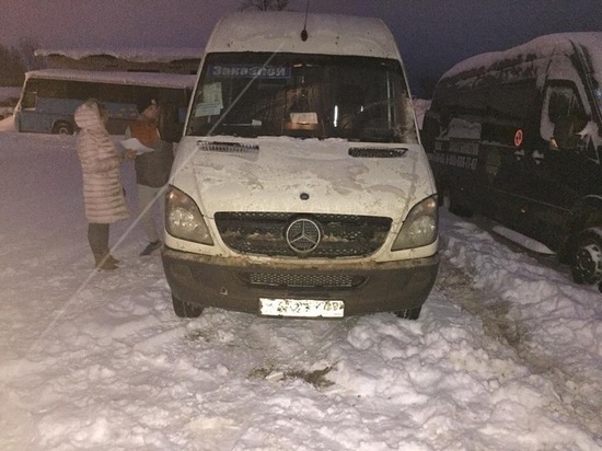 Рейсовый автобус в Тверской области сбил пьяную женщину и уехал