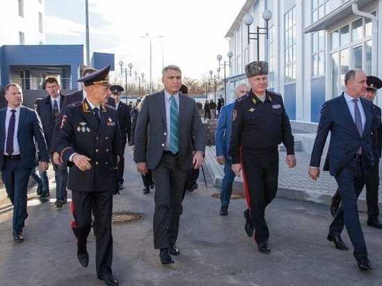 Александр Матовников оценил новый комплекс отдела полиции Черкесска