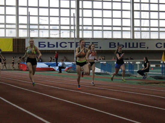 Волгоград принимает состязания легкоатлетов двух федеральных округов