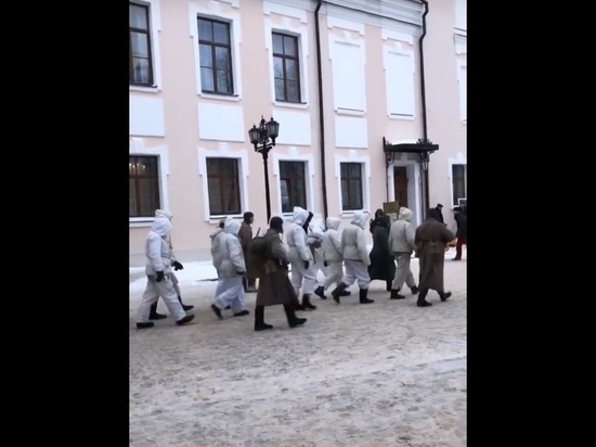 В Великом Новгороде вопреки протесту МИД ФРГ провели «пленных немцев»