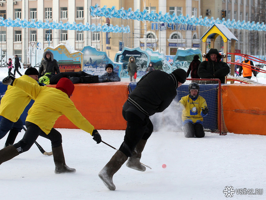 Кемеровчане сыграют в русский хоккей в валенках