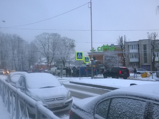 В Калининграде пробки: поспособствовал мокрый снег