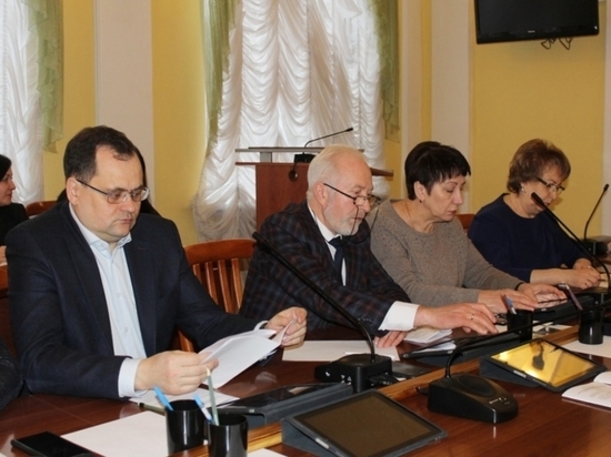 Депутаты рязанской гордумы обсудили работу фонда капремонта