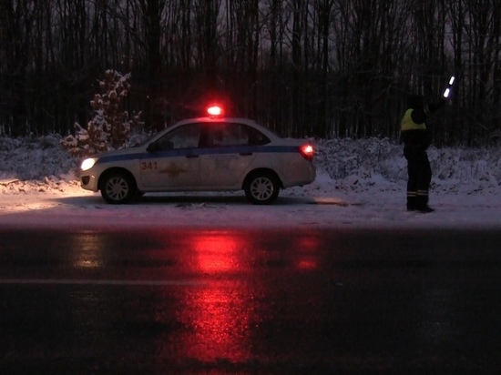 Неочищенные от снега дороги стали причиной 10 ДТП  в Калининградской области