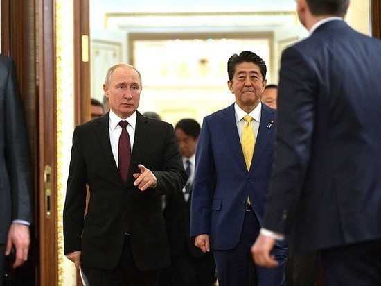 Премьер-министр Японии назвал встречу с президентом РФ прекрасным стартом японо-российских отношений в 2019 году