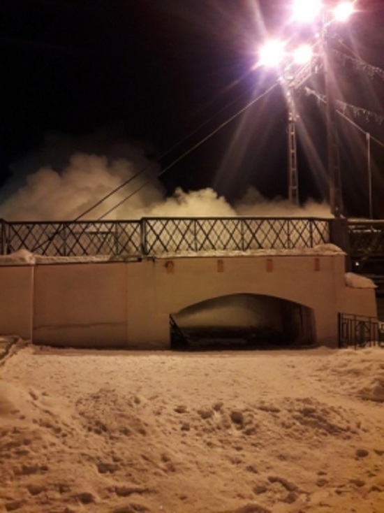 Короткое замыкание: в центре Иваново сгорел мост