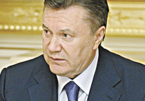 Оболонский суд в Киеве признал виновным экс-президента Украины Виктора Януковича по делу о госизмене