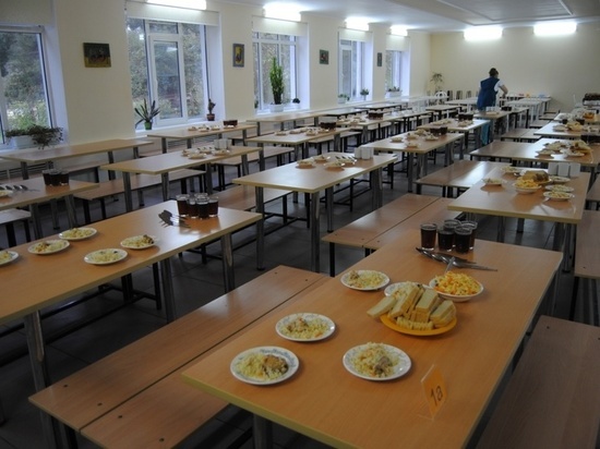 Самое некачественное школьное питание - в Калмыкии