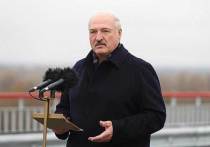 Президент Белоруссии Александр Лукашенко проверит слух подчиненных, которым он дает поручения