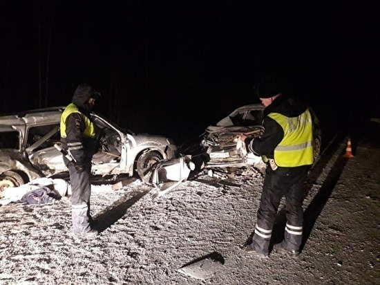 В Свердловской области в ДТП погиб пассажир Лады, еще пятеро травмированы