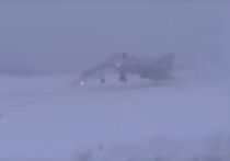 В сети появились кадры крушения дальнего сверхзвукового ракетоносца Ту-22М по Мурманском