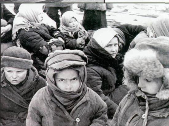 Пляска на кладбище: как блокадная трагедия превратилась в праздник Пляска на кладбище: как блокадная трагедия превратилась в праздник