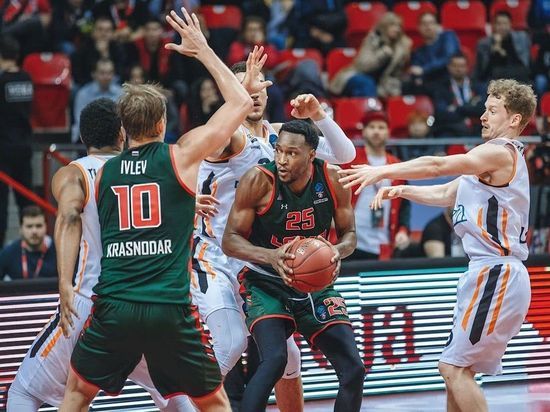 Баскетбольный клуб «Локомотив-Кубань» продолжает бороться за титулы