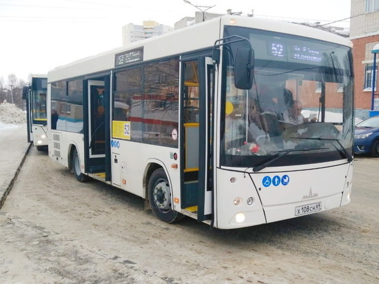 В Чебоксарах на маршрут № 52 вышли автобусы повышенной вместимости
