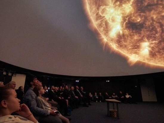 В Иркутске открыли самый большой школьный планетарий