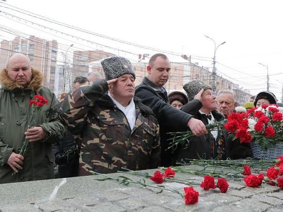 В Рязани отметили 76-ю годовщину победы в Сталинградской битве