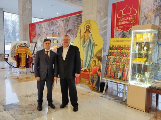 На Рождественских чтениях в Москве высоко оценили выставку мастеров из Палеха