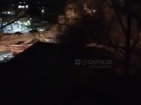 В подземном гараже Ульяновска сгорел "ВАЗ" и пострадал человек