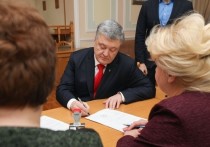 Ровно в 24 часа в воскресенье, 3 февраля, ЦИК Украины прекратил прием документов от желающих баллотировать в президенты