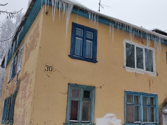 Вологодские активисты выявили нарушения при очистке крыш многоквартирных домов