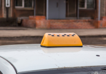 Таксист из Новокузнецка попал под суд за то, что возил охотничье гладкоствольное ружье в салоне автомобиля