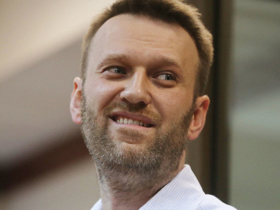 Навальный отрекся от ходатайства отвечать в суде вместе со своим "подчиненным"