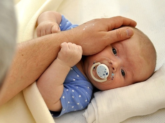 В Серпухове семейные пары смогут заботится о новорожденных детях вместе