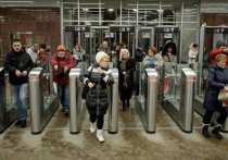 Вчера утром пользователей социальных сетей всерьез обеспокоила новость о том, что метро якобы собирается ввести новую систему тарификации по зонам — так, чтобы ездить по центру стало в разы дороже, чем по окраинам (как с платными парковками)