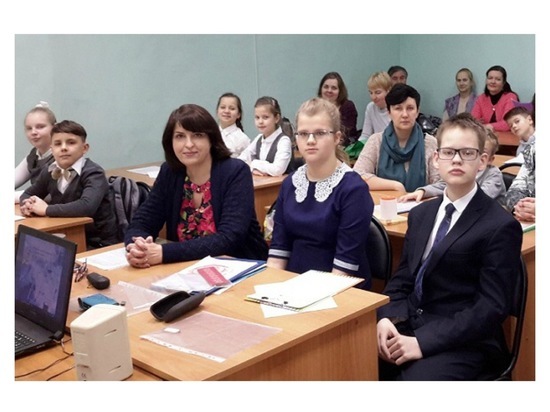 Школьников из Серпухова отметили на региональной конференции «Будущее за нами»