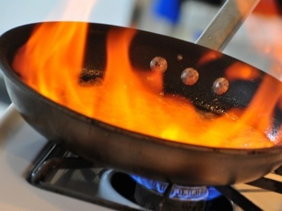 Сковородка стала причиной пожара в Ульяновске