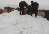 Спасать мужчину, который, по его собственным словам, шесть дней провел в снежном плену в заброшенном гараже, пришлось сотрудникам полиции и МЧС в подмосковном Сергиевом Посаде