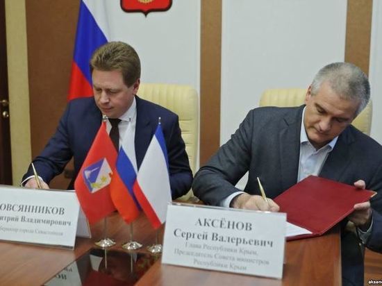 Крым и Севастополь подписали соглашение по админгранице Крым и Севастополь подписали соглашение по админгранице