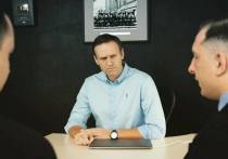 Оппозиционер Алексей Навальный в своем Youtube-канале прокомментировал обыски у членов запрещенной в России организации «Свидетели Иеговы», которые состоялись в ХМАО