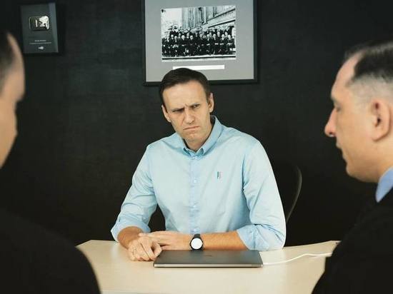 Навальный назвал «фашизмом» арест «Свидетелей Иеговы»