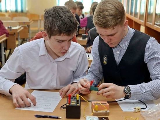 В Калининградской области дети показали класс детям