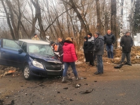 В Московском районе Твери при столкновении двух машин погиб человек
