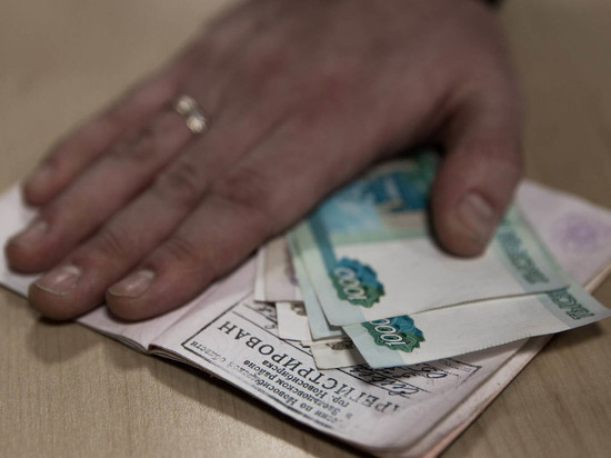 Мигрант пытался оформить прописку и лишился паспорта в Иркутске