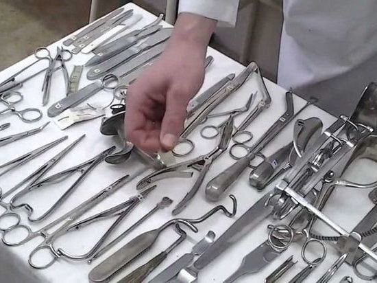 Брянские нейрохирурги провели сложную операцию на сонной артерии Брянские нейрохирурги провели сложную операцию на сонной артерии
