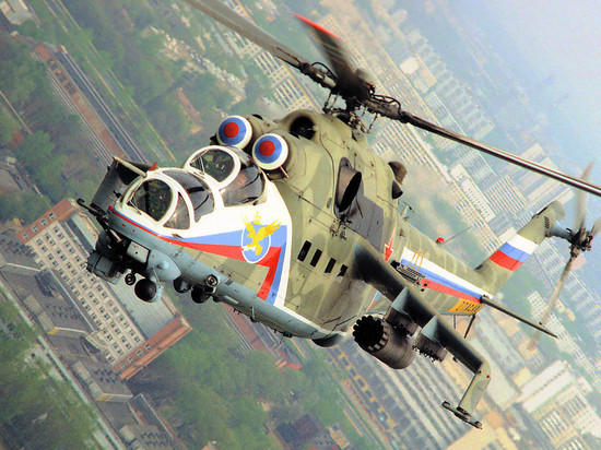 Над Красноярском летают военные вертолеты