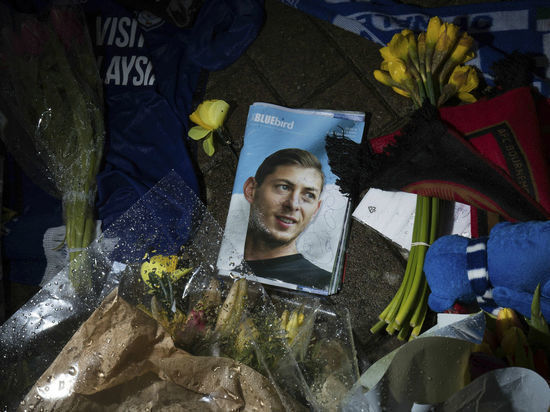 Названа дата доставки в Аргентину тела погибшего футболиста Салы