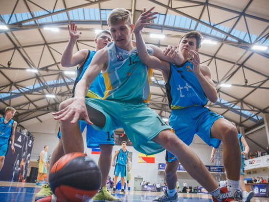 В Воронеже прошел финал этапа школьного баскетбольного чемпионата