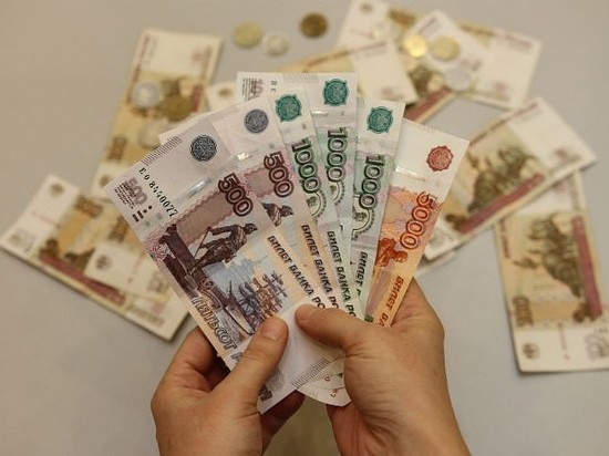 Курским педагогам задолжали за проезд почти 800 тысяч рублей