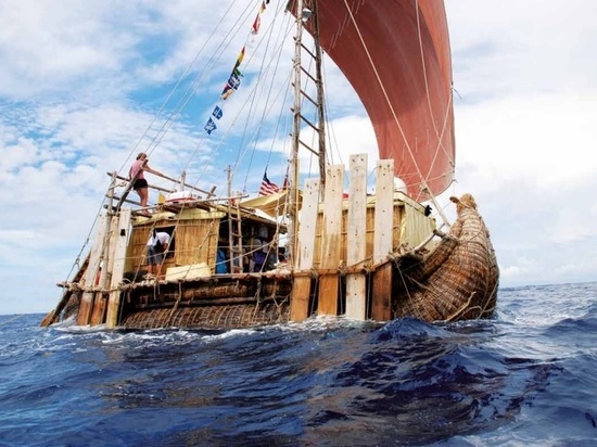Немецкий ученый планирует доплыть на пергаментной лодке из Сочи на Крит