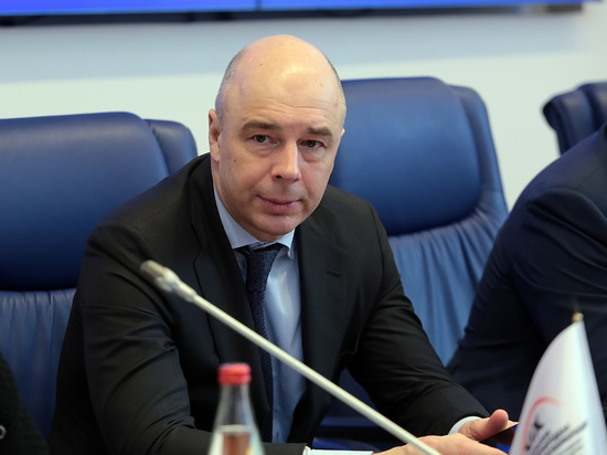 Силуанов заявил о "выстреле в ногу", комментируя санкции США