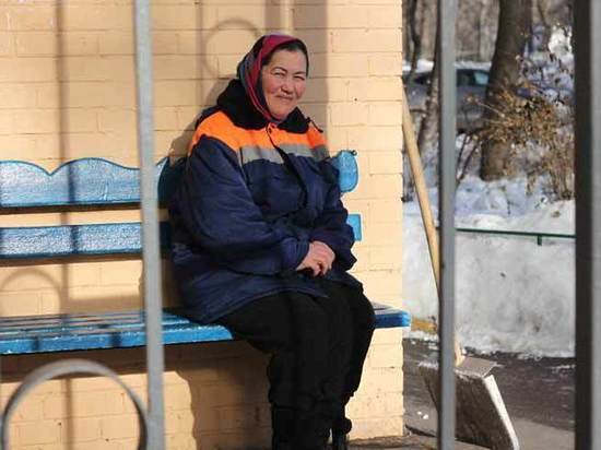 Уборщица Минавар рассказала об отношении москвичей и о том, как полюбить свою работу