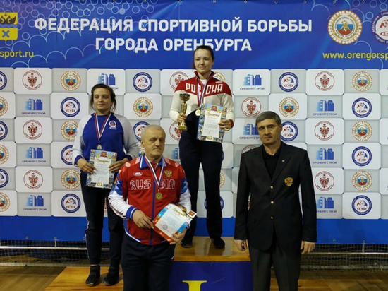 Ульяновская спортсменка победила в Первенстве ПФО в «вольной борьбе»
