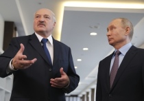 Александр Лукашенко проявил удивительную и, прямо скажем, несвойственную ему выдержку: за три дня переговоров с Владимиром Путиным в Сочи он ни разу не поднял самую важную и актуальную (поскольку речь идет о $ 300 млн) тему компенсации за налоговый маневр